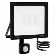   50W mozgásérzékelős kültéren is használható vízálló LED reflektor IP66 4500 lumen